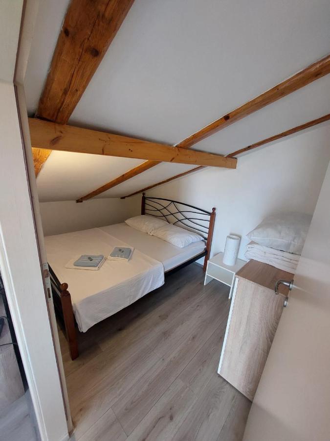 קרק Apartment Ivana מראה חיצוני תמונה