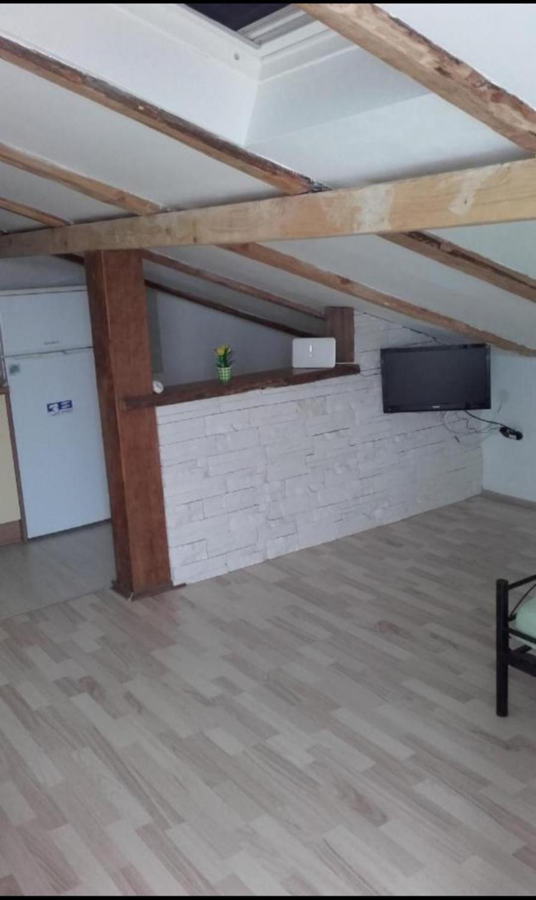 קרק Apartment Ivana מראה חיצוני תמונה
