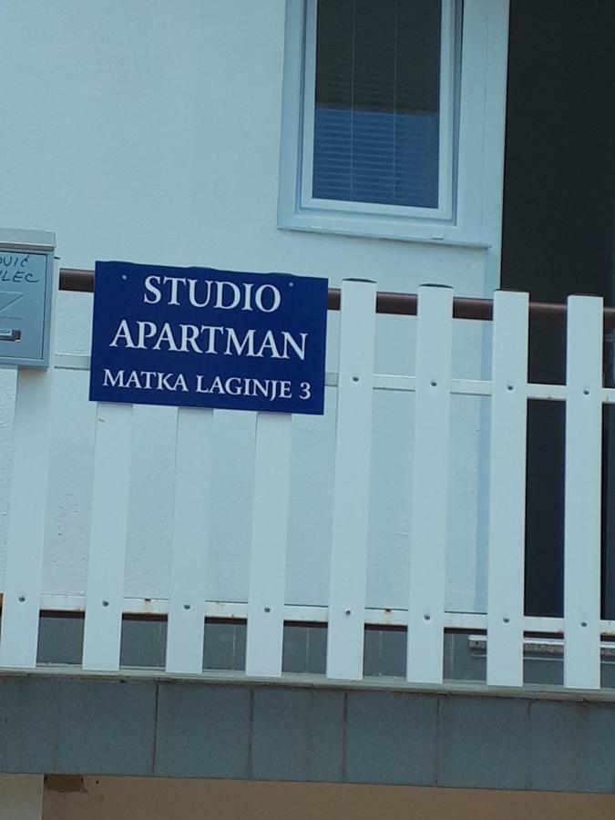 קרק Apartment Ivana מראה חיצוני תמונה